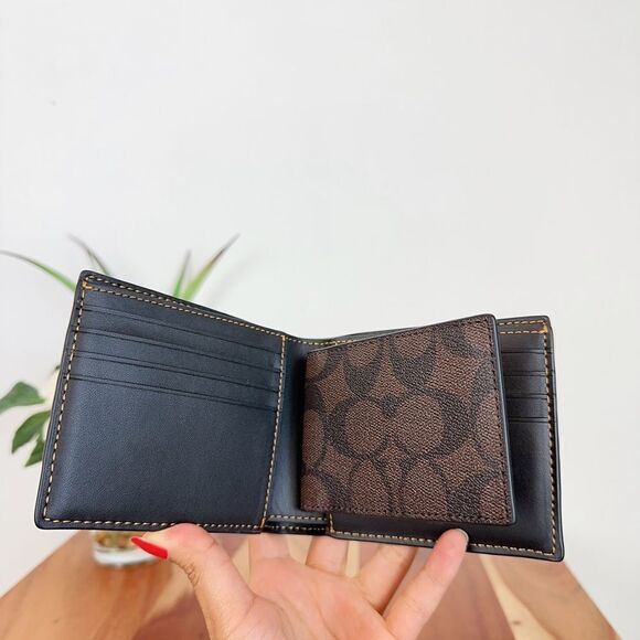 NWT Coach 3 In 1 Wallet In Signature Canvas With Varsity Stripe - Picture 3 of 7